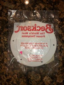 Beckson 4" Smooth Center Screw Out Deck Plate White 4.5" Cut